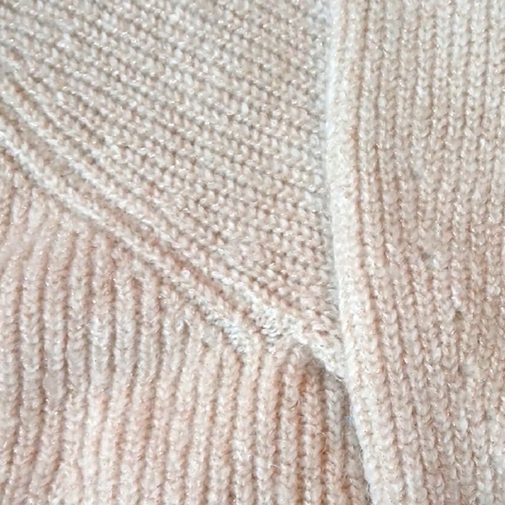 Express Cream V-Neck Sweater Knit Pullover - Picture 7 of 10